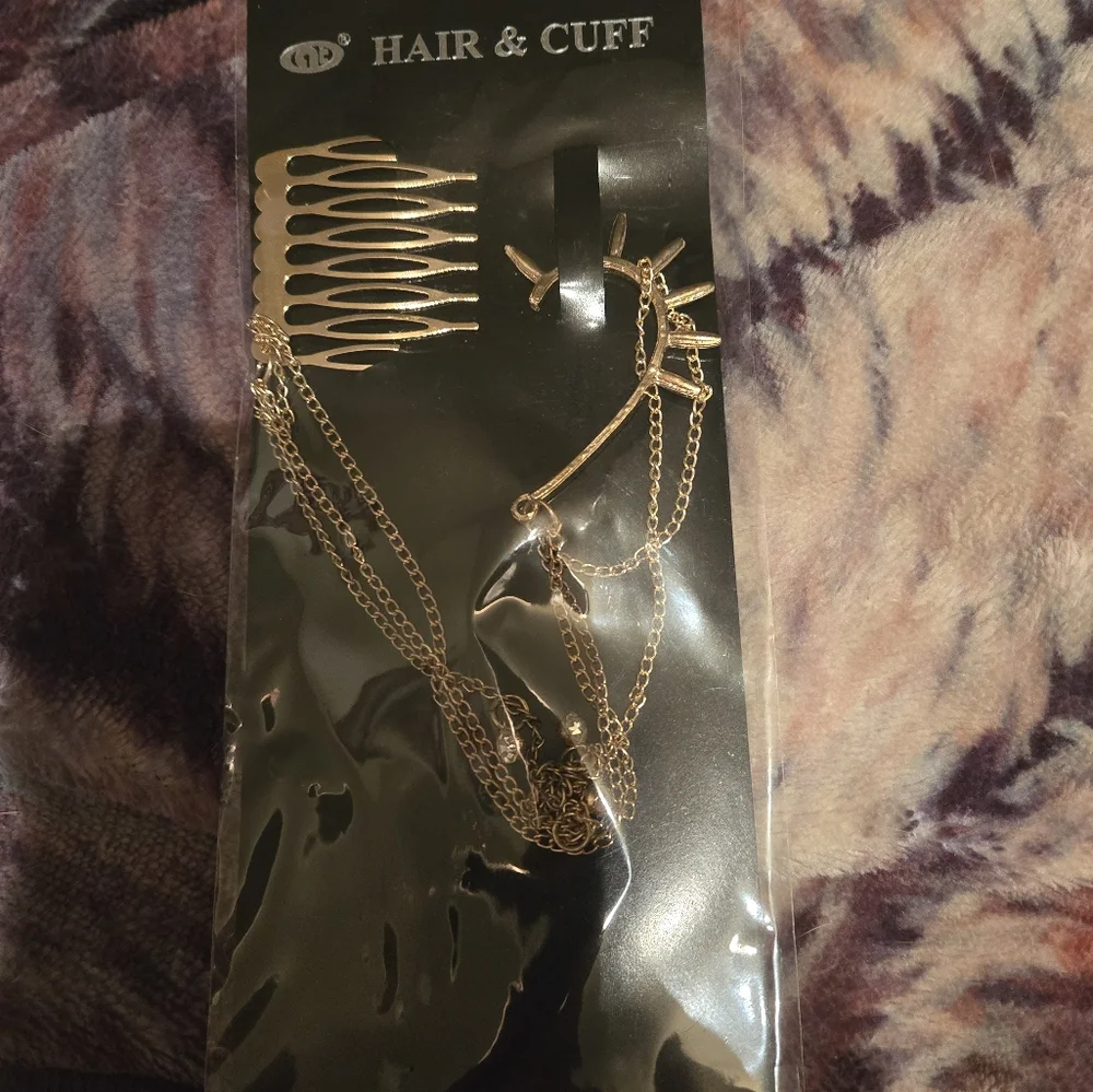 HAIR AND CUFF